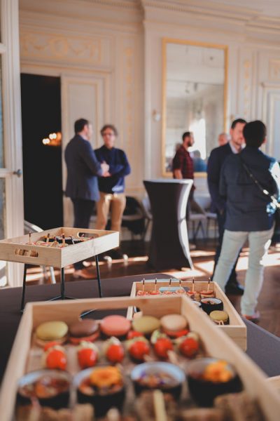 Organiser un meeting d'entreprise avec un buffet à La Rochelle